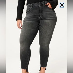 Good American ALWAYS FITS GOOD WAIST 14-18